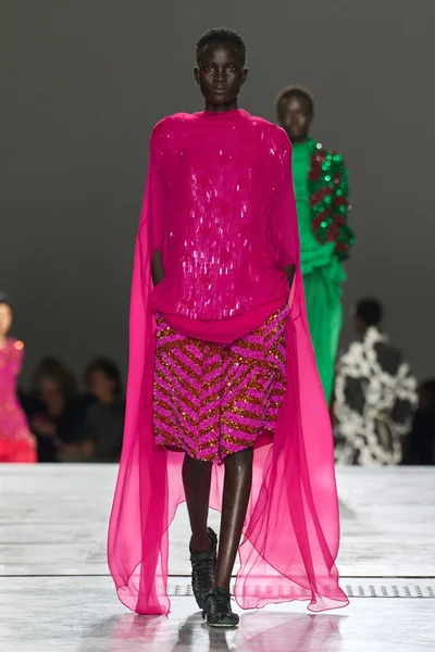 Look 49